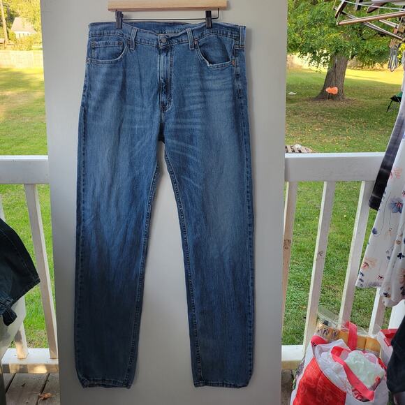 Levis 505 Jeans Mens 38x34Blue Medium Wash Straight Leg Denim - Picture 1 of 8
